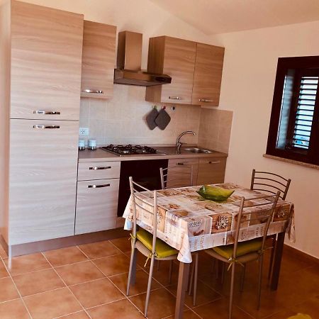 Siniscola Casa Vacanze Olmo מראה חיצוני תמונה